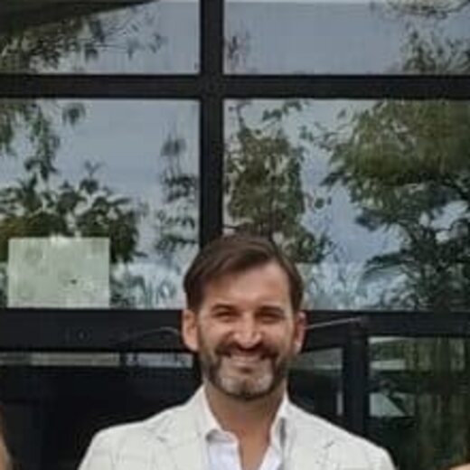 David París González